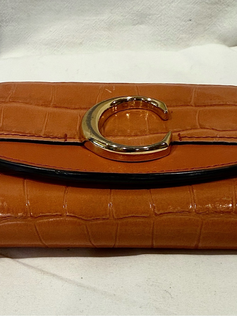 Chloé “C” Small Trifold Wallet In Tawny Orange Crocodile Embossed Leather - Picture 6 of 13